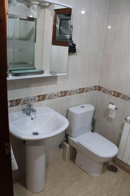 Apartamentos Camino Ingles Ordes エクステリア 写真